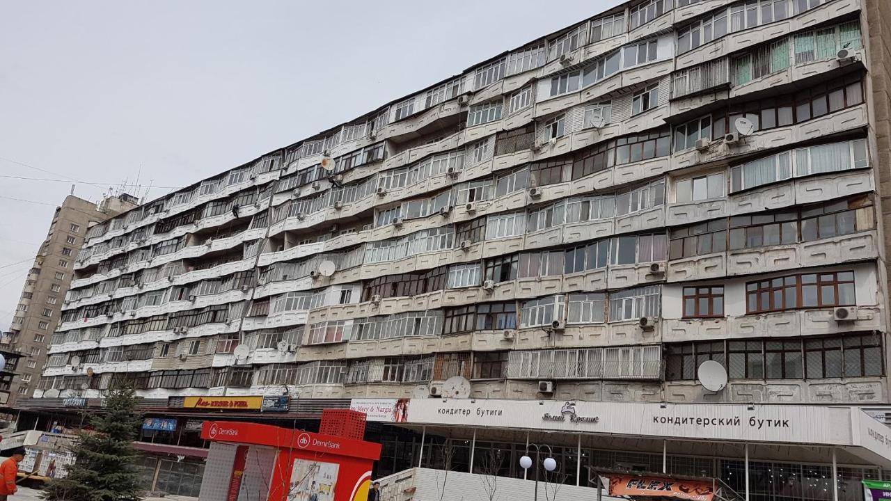 Flat In Central Bishkek Exteriör bild