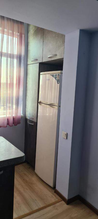 Flat In Central Bishkek Exteriör bild
